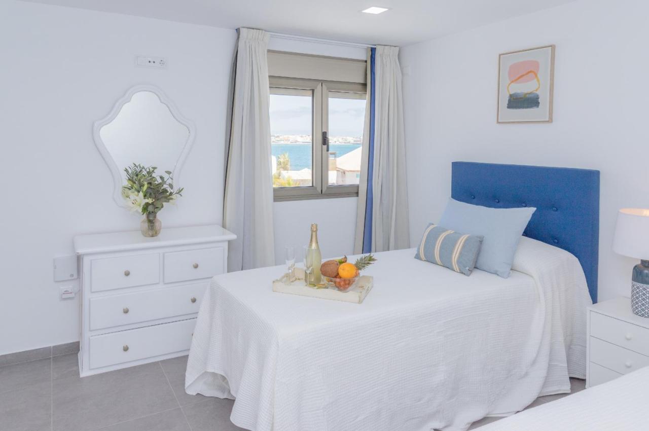Apartment Holiday 5 Beachfront Corralejo By Holidays Home Exterior photo